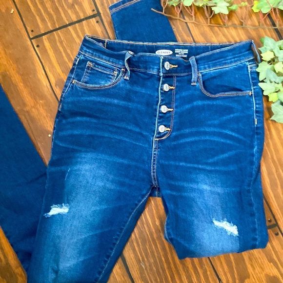 Old Navy Rockstar Super Skinny Jeggings size 18. Dark blue factory distressed ❤️ - Picture 1 of 13